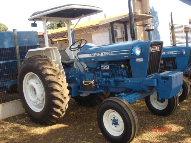 Trator agricola 