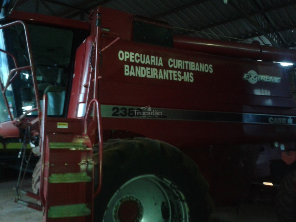 Colheitadeira Case 2399 
