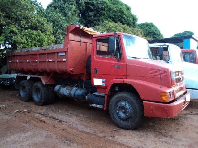 Mercedes Benz MB1620 - 98/98 